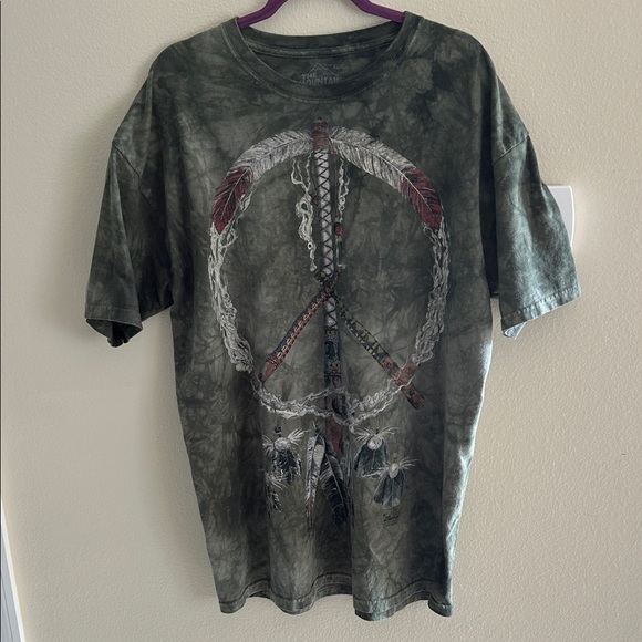 The Mountain Other - The mountain green tie-dye Boho western peace native tee shirt XL cotton feather